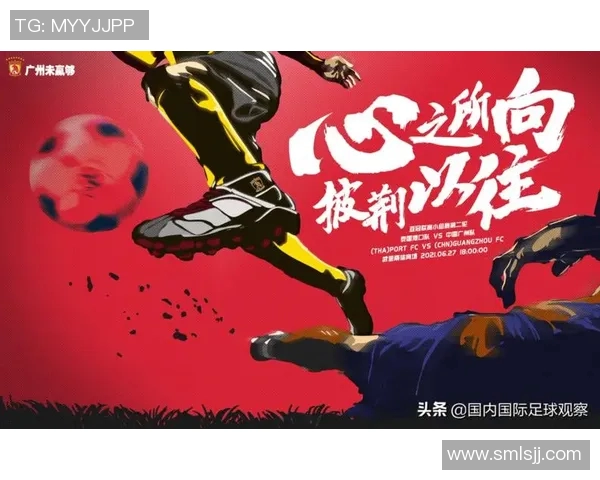 足球明星巨幅海报展现球场魅力与激情引领全球粉丝热潮